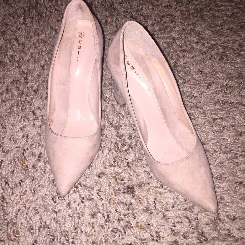 Beatris Tan Heels Made in Greece Size 36, 6.5/7